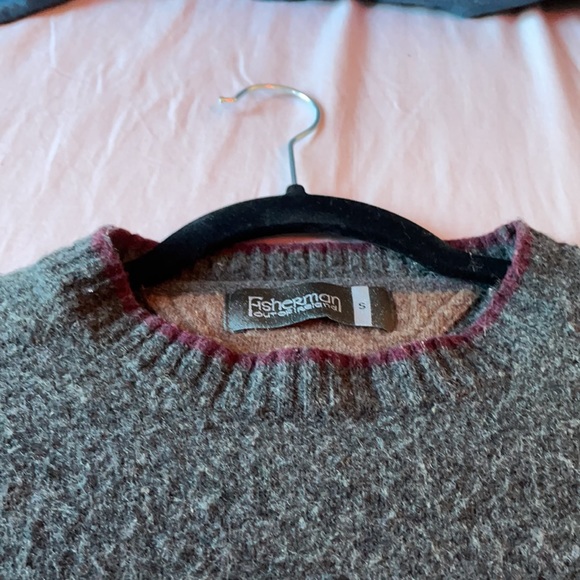Authentic Irish Wool Crew Sweater โ๏ธ Fisherman Out of Ireland ๐ฎ๐ช - Picture 2 of 7
